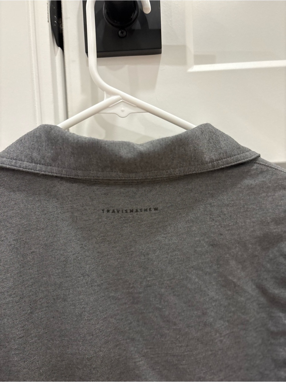 Travis Mathew Featherweight Active Polo Size Small - Picture 6 of 8